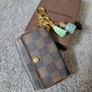 Authentic Louis Vuitton Damier Checkered Key Holder With Box